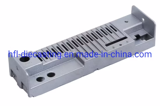 空気中のアルミニウム製ヒートシンク